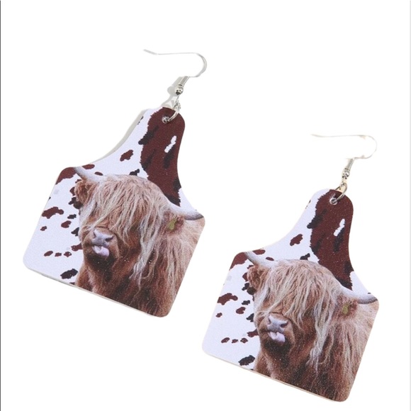 •Leather Cow Geometric Dangle Earrings• - Picture 3 of 4